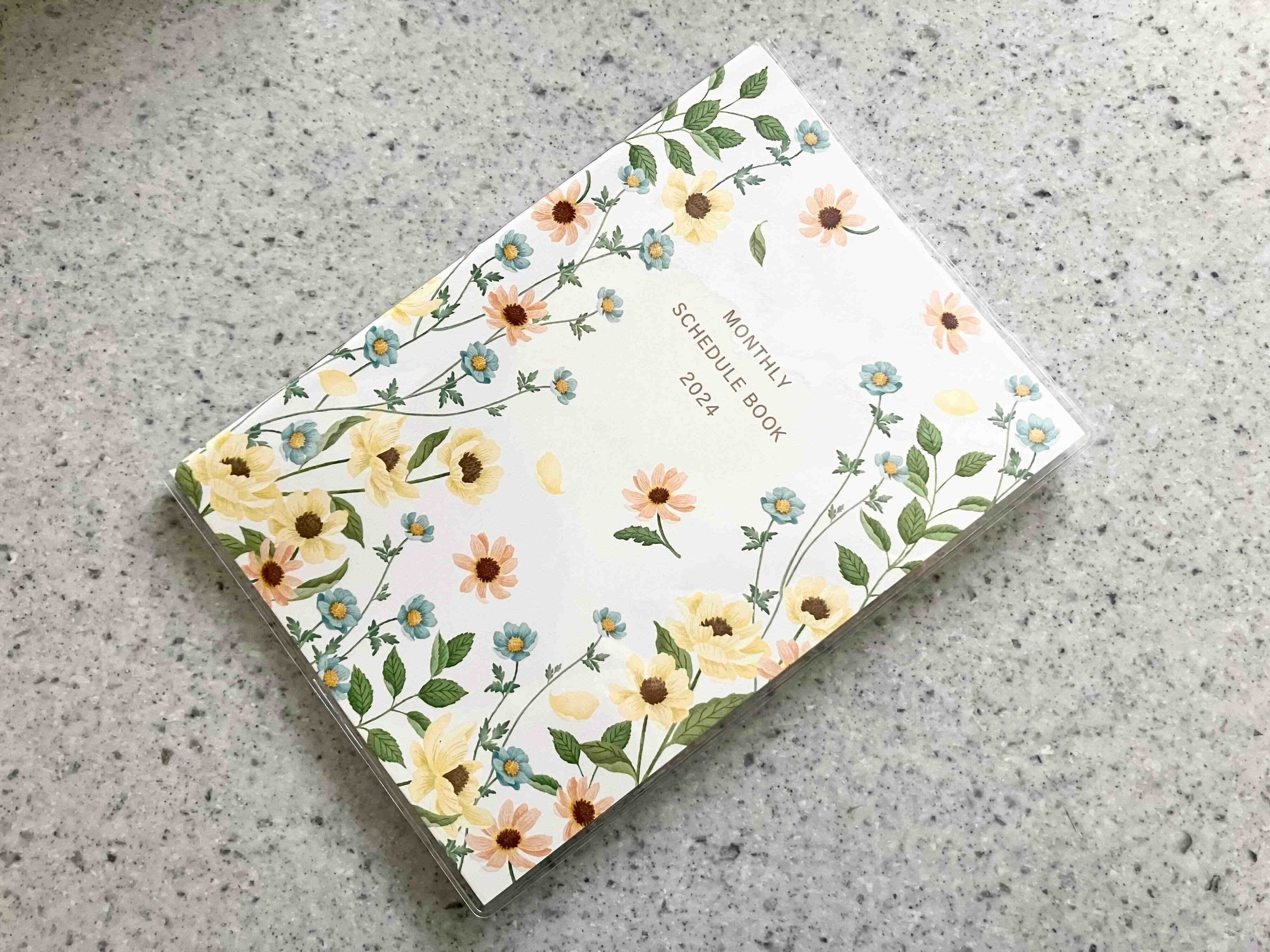 【ダイソー】色々な手帳を試して最終的に落ち着いた１１０円手帳！！