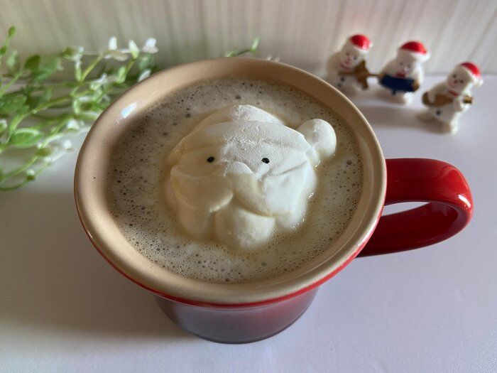 【カルディ】クリスマスシーズンに！もこもこサンタ＆トナカイのあったかドリンクが最高