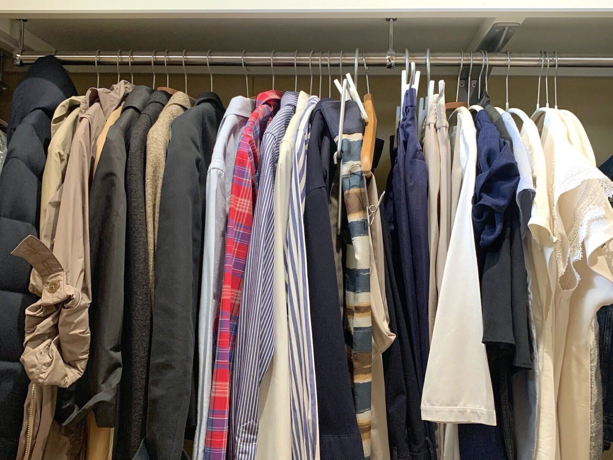 【衣替え】ついでにやるだけ！翌シーズンが劇的にラクになるたった３つのこと