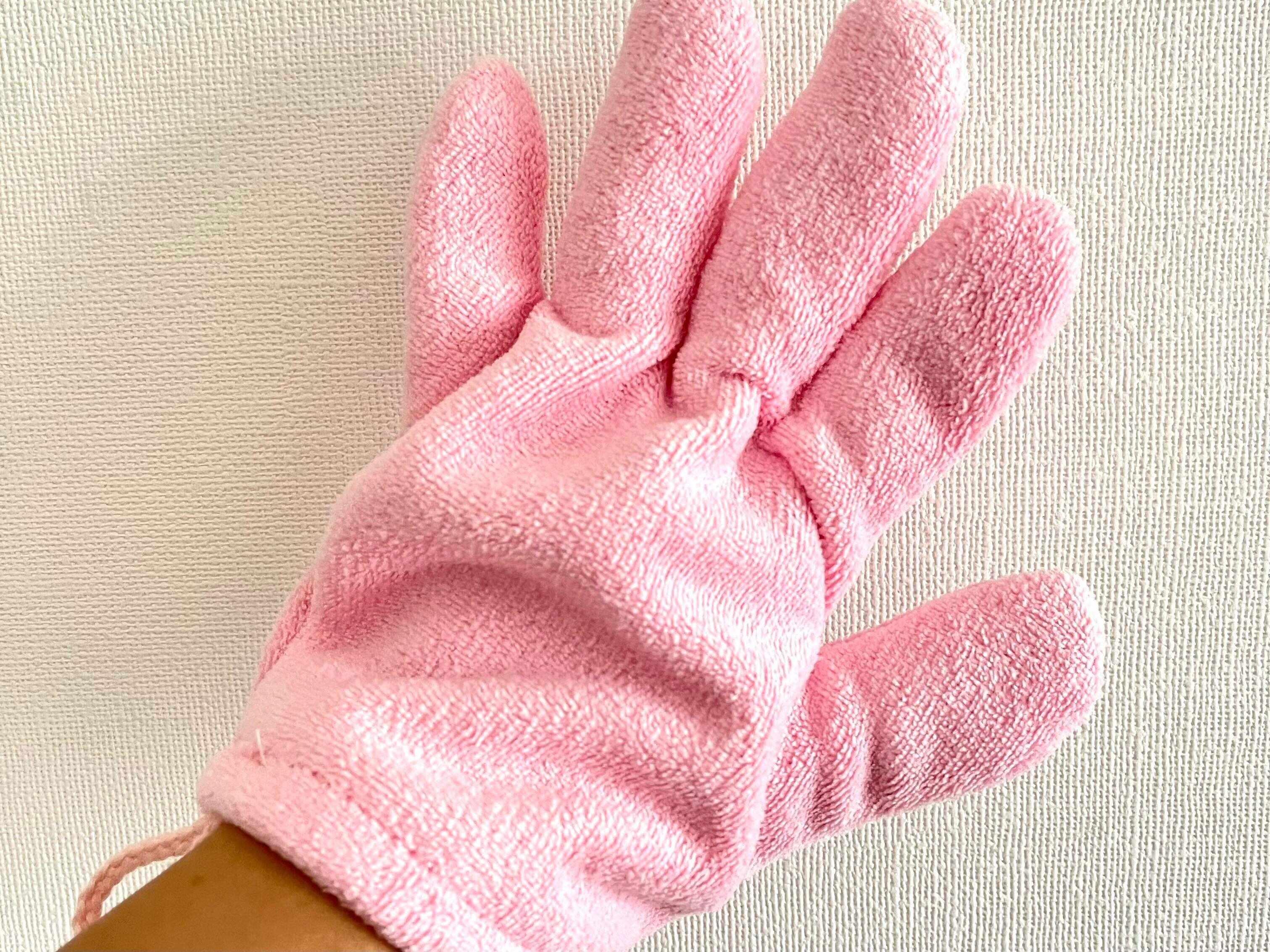 【ダイソー】ドライヤーを時短できる？！110円のヘアドライ手袋を正直レビュー