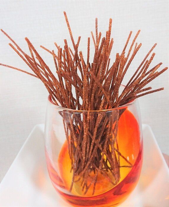 【簡単おつまみ】揚げ物ついでに一緒に作れる！ポリポリ手が止まらない「揚げパスタ」もいかが？