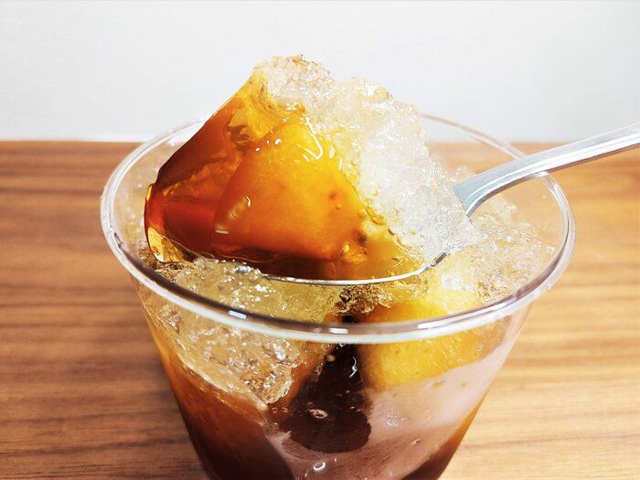 【成城石井】新商品『フレッシュ山形県産りんごの紅茶ゼリー』が寝起きでも食べられちゃいそうな爽やかさ！