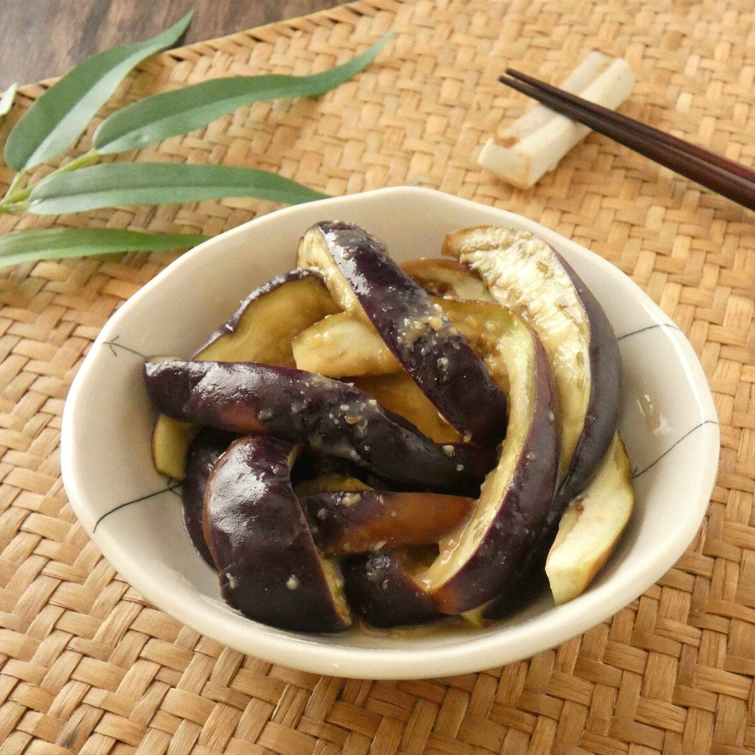 【電子レンジ】調理時間5分で完成！「ナス」の時短おかず3選