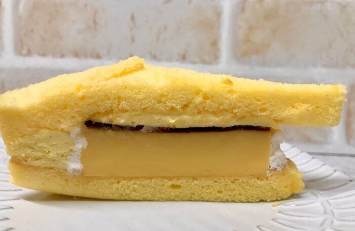 ぶ厚いプリンのケーキサンド