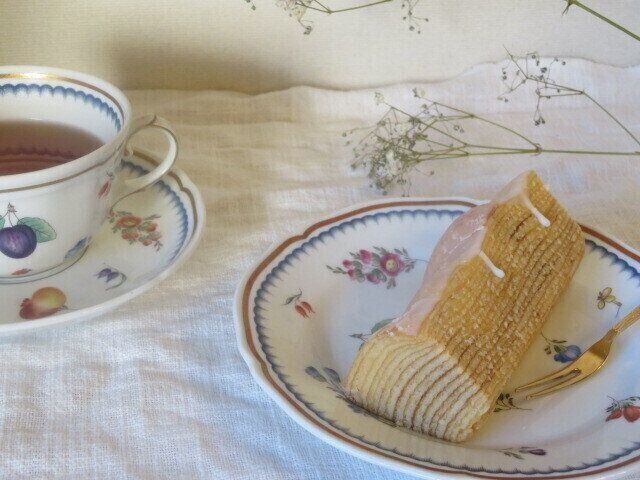 【ローソン】バウムクーヘンなのに「生」？サクッとふわっと新食感