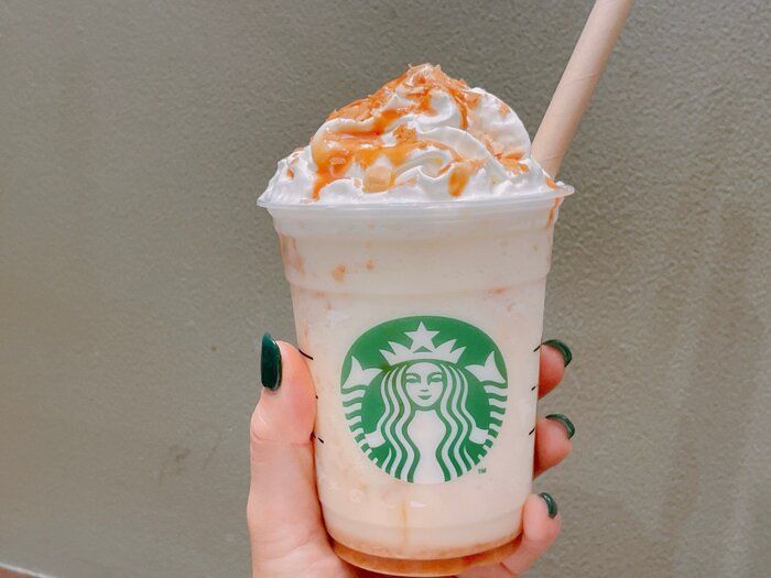 ホリデー第2弾は「バターキャラメルミルフィーユ」で食感サクサクまるでスイーツなドリンク