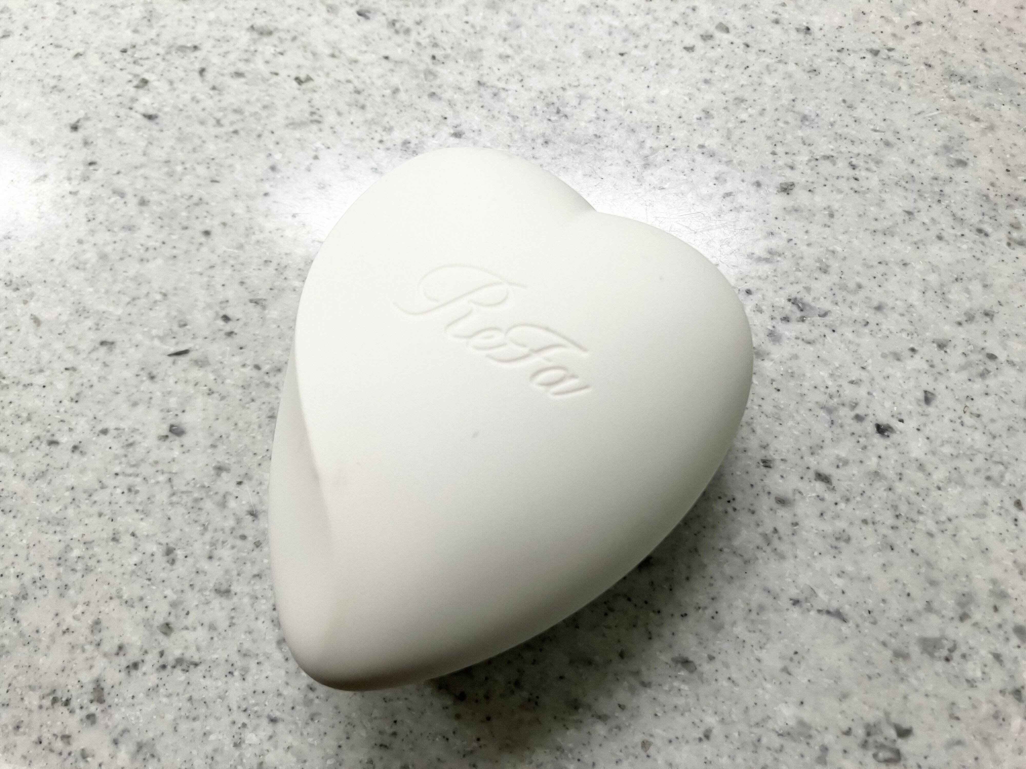 髪質改善やマッサージ効果にもなるおすすめの可愛いブラシ