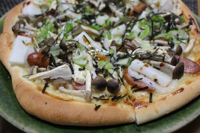 お家時間を楽しもう！！美味しいピザの作り方！（レシピあり）