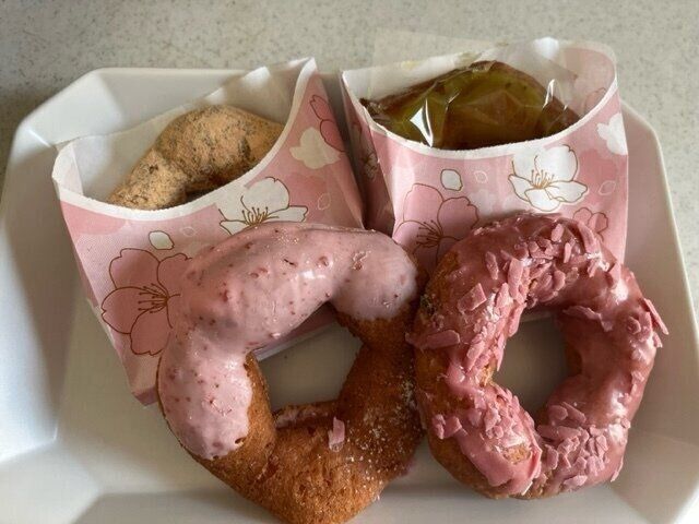 【ミスド】桜もちっとドーナツ４種食べ比べてみました。