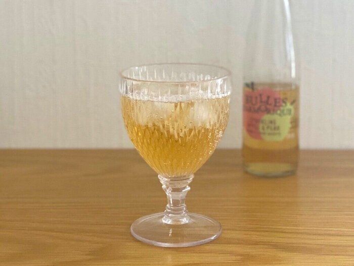 【カルディ新商品】180円でも買うべき！濃厚でおいしい〜「スパークリングアップル＆ペアジュース」