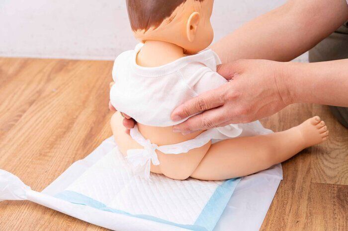 赤ちゃんのいる家庭の防災対策 ペットシーツ を使ったおふろ 紙おむつの代用方法 専門家 たまひよonline 災害大国日本において 地震や水害などの自 ｄメニューニュース Nttドコモ