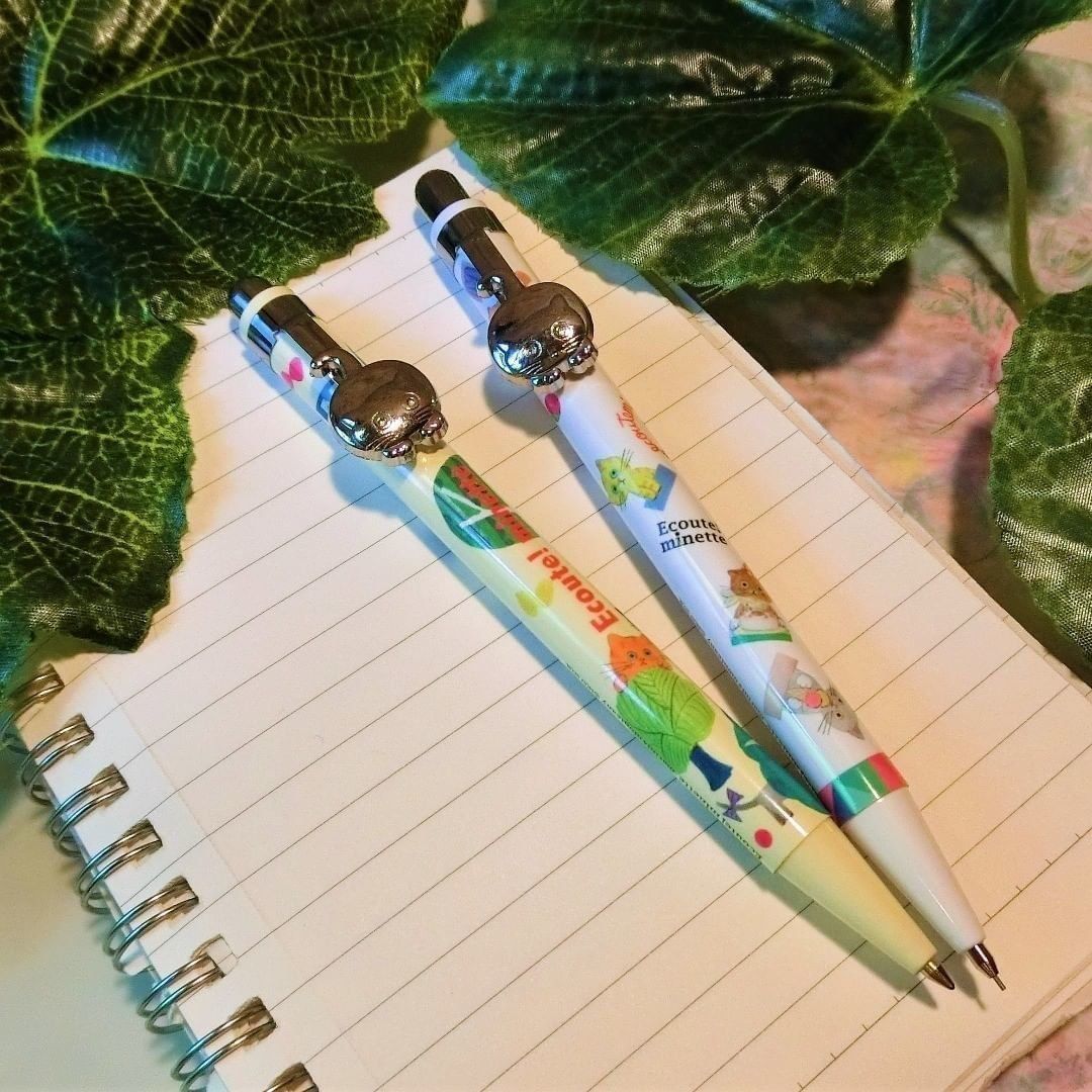 カラフルニャンコのペン