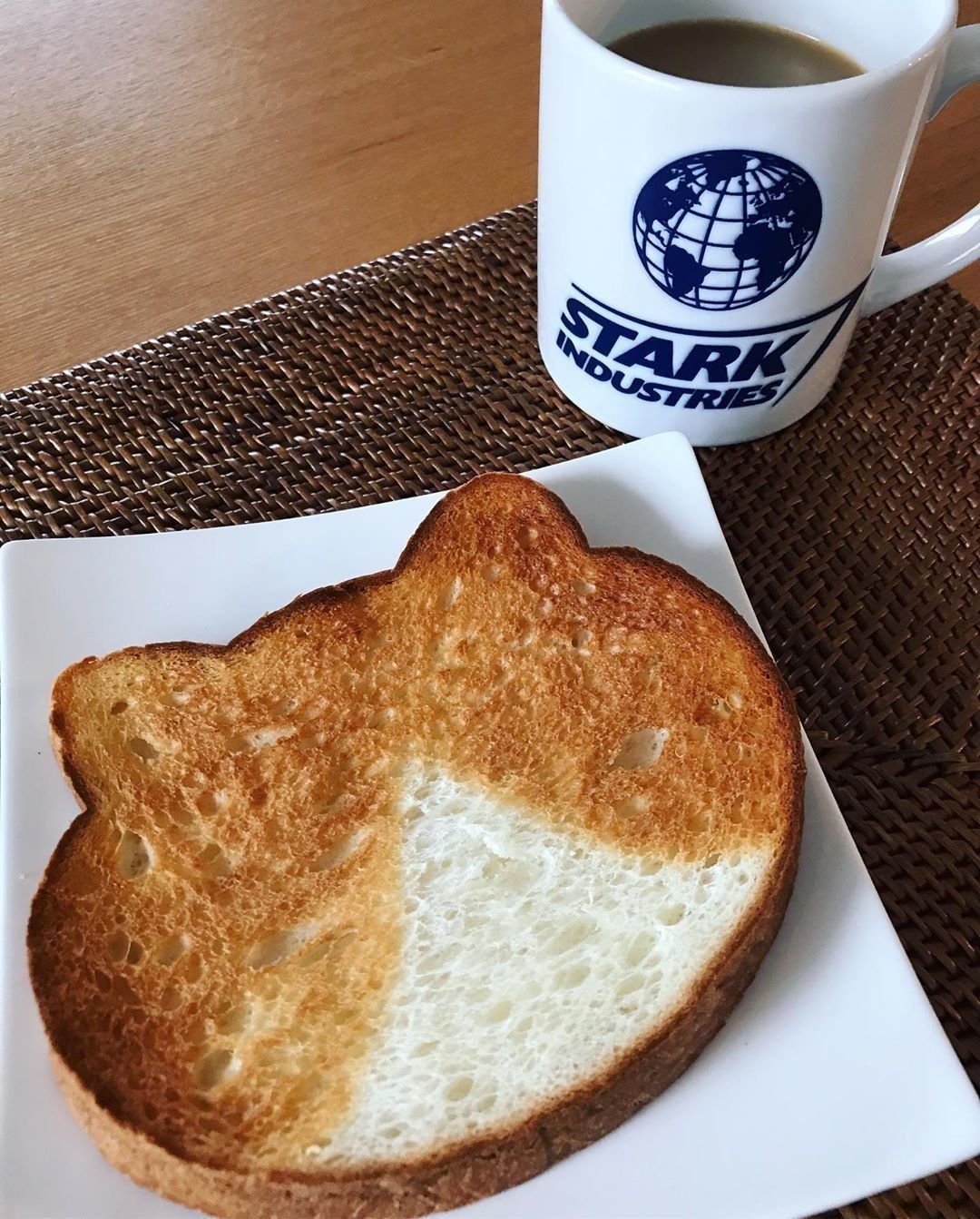いろねこ食パン・ハチワレアレンジ