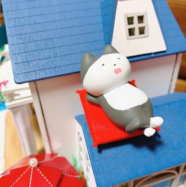 カプセルトイ「さぼってないよ。」