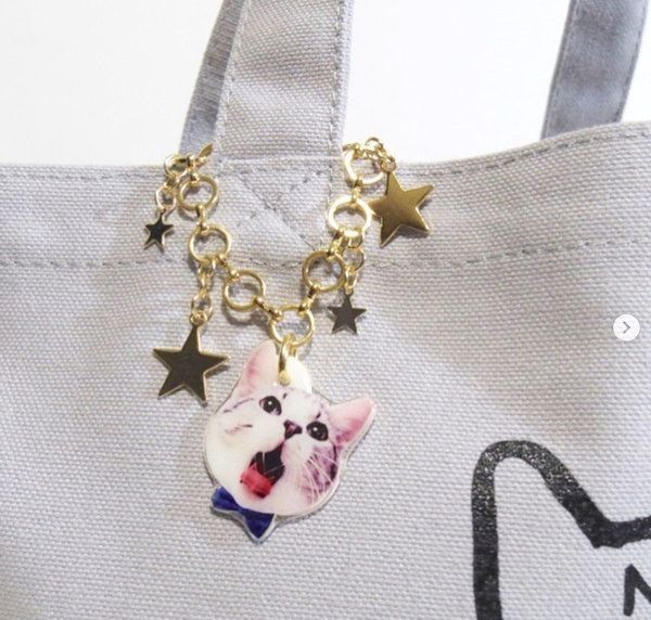 猫好き作家が手がける猫アクセサリー
