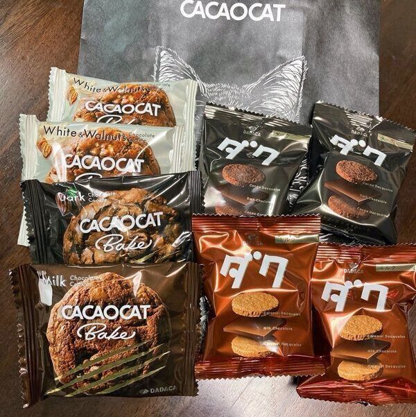 「CACAOCAT」のチョコレート