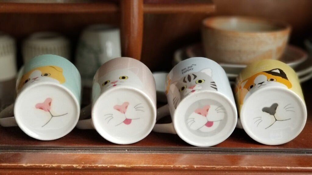 猫モチーフのマグカップ