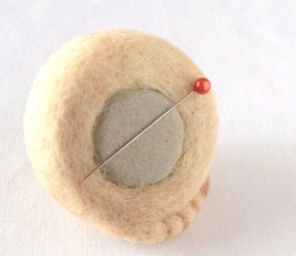 にゃんころピンクッション【茶トラ】