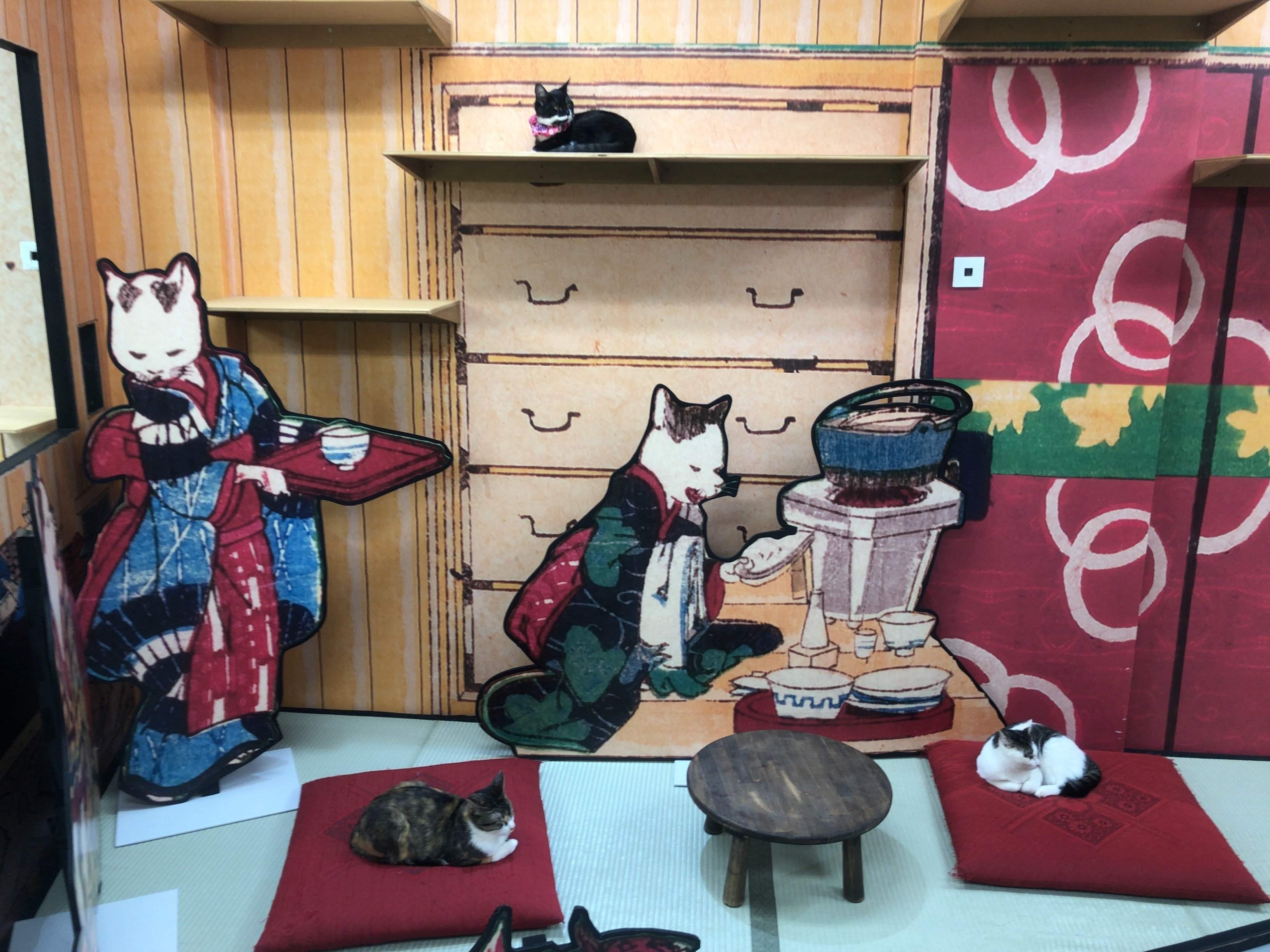 浮世絵にとけこむ猫ちゃんたち