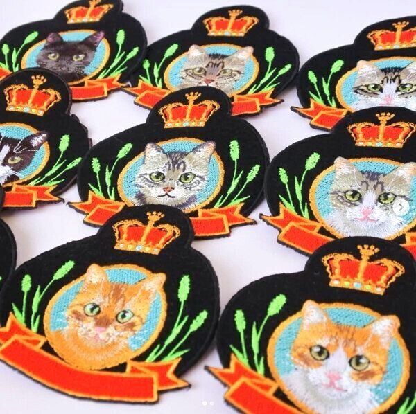 猫のエンブレム