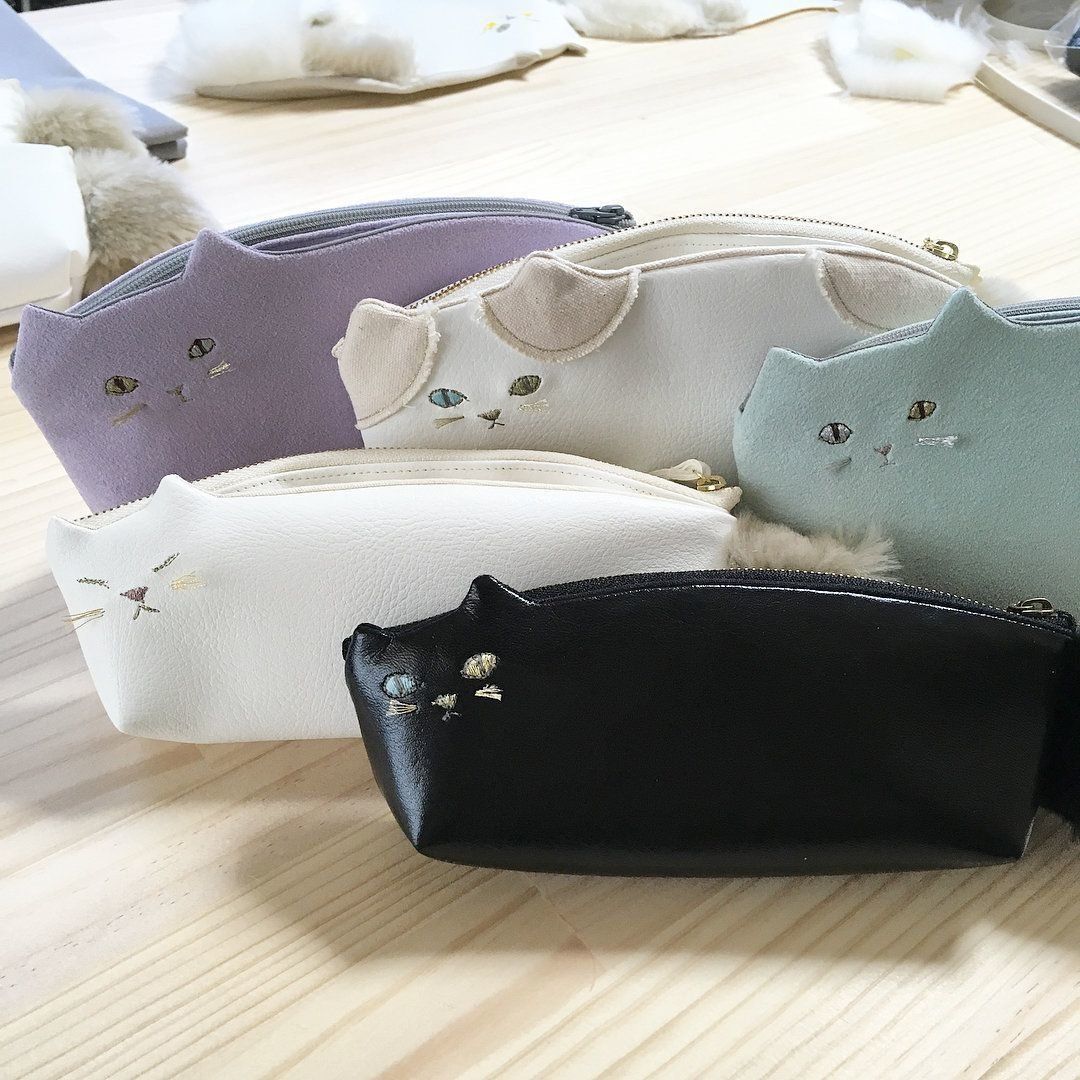 ねこペンケース