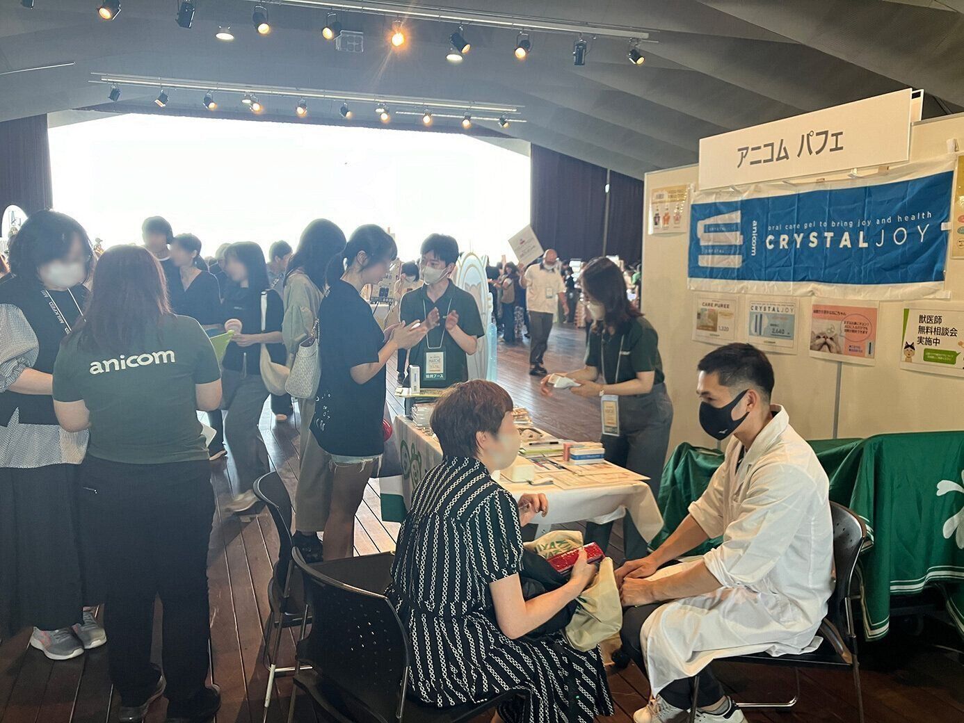 獣医師に、愛猫の健康に関するお悩みを相談する方が続々といらっしゃいました。