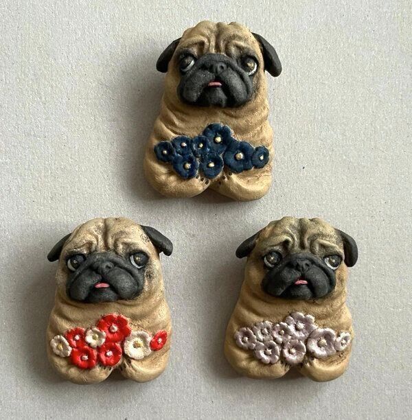 「pippi」の犬ブローチ