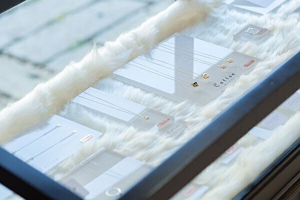 Cattonのジュエリー