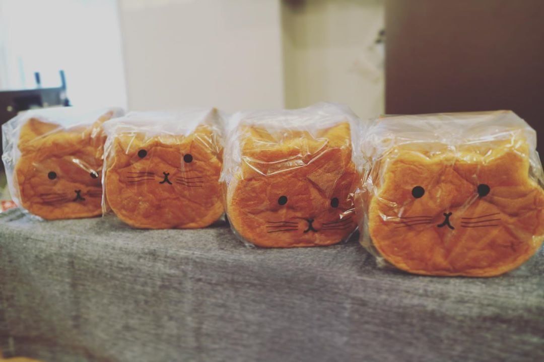 ねこ型食パン