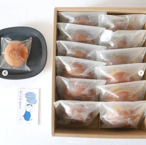 「スノッブカフェ（SNOB Cafe）」のどら焼き