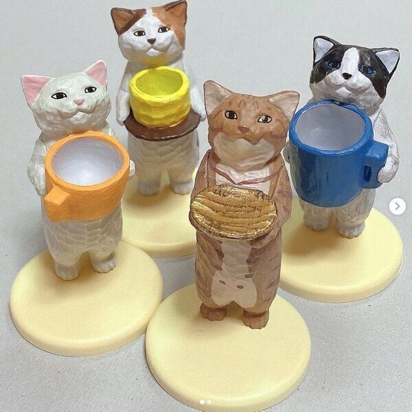 カプセルトイ「花房さくらのくださいの像」