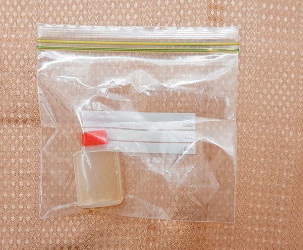 ポリ袋に入った尿