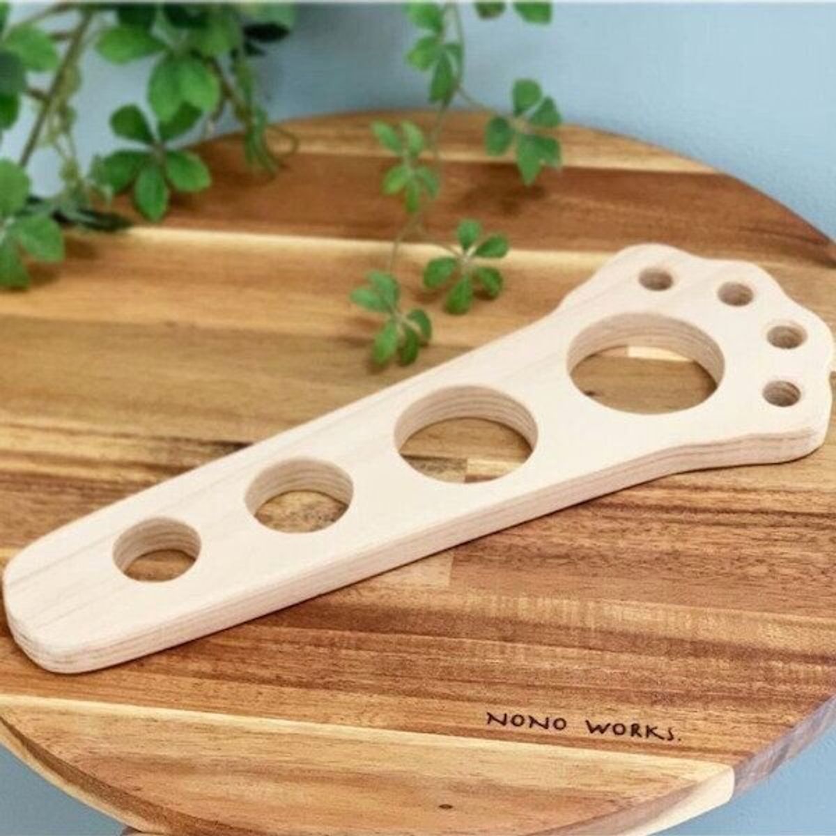 肉球モチーフにキュンとする 猫の手も借りたい を実現した木工雑貨に注目 ねこのきもちweb Magazine 肉球モチーフにキュンとする 猫の手も借りたい を実現した木工雑貨に注目 ねこのきもちweb Magazine