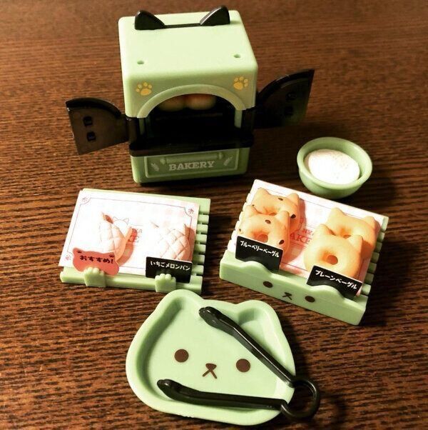 カプセルトイ「にゃんこパン屋さん2」