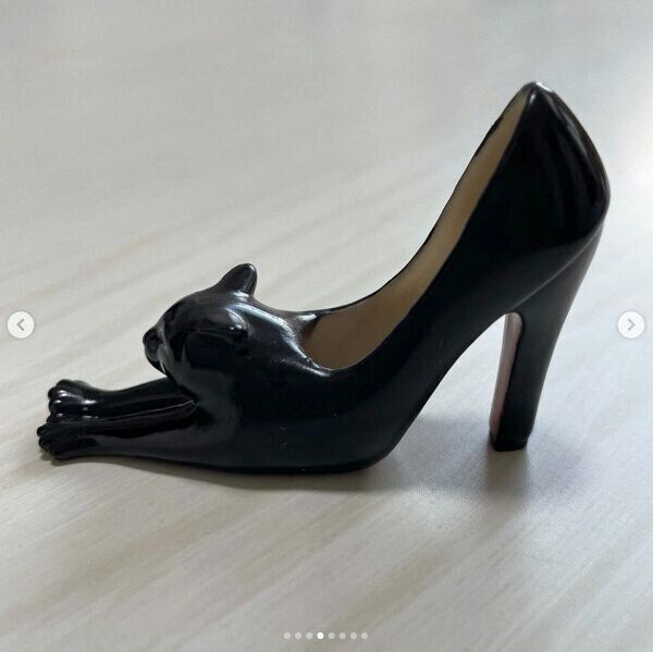 カプセルトイ「船橋つとむ ハイヒール猫」