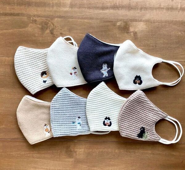 SUIMINさんの刺繍入り「洗えるファッションマスク」