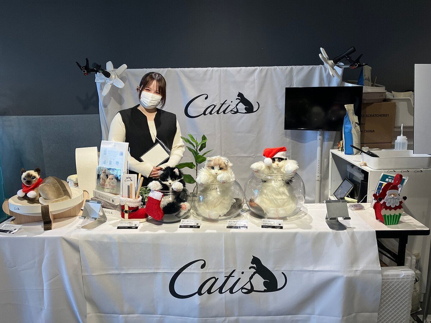 X’masムードに彩られたブースでお客さまをお出迎え♪