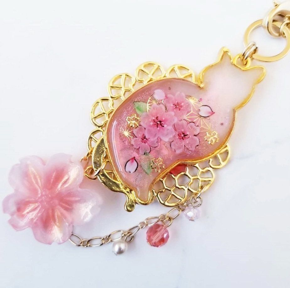 桜と猫のバッグチャーム