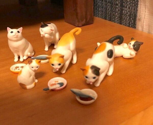 カプセルトイ「きまぐれ猫ごはん」