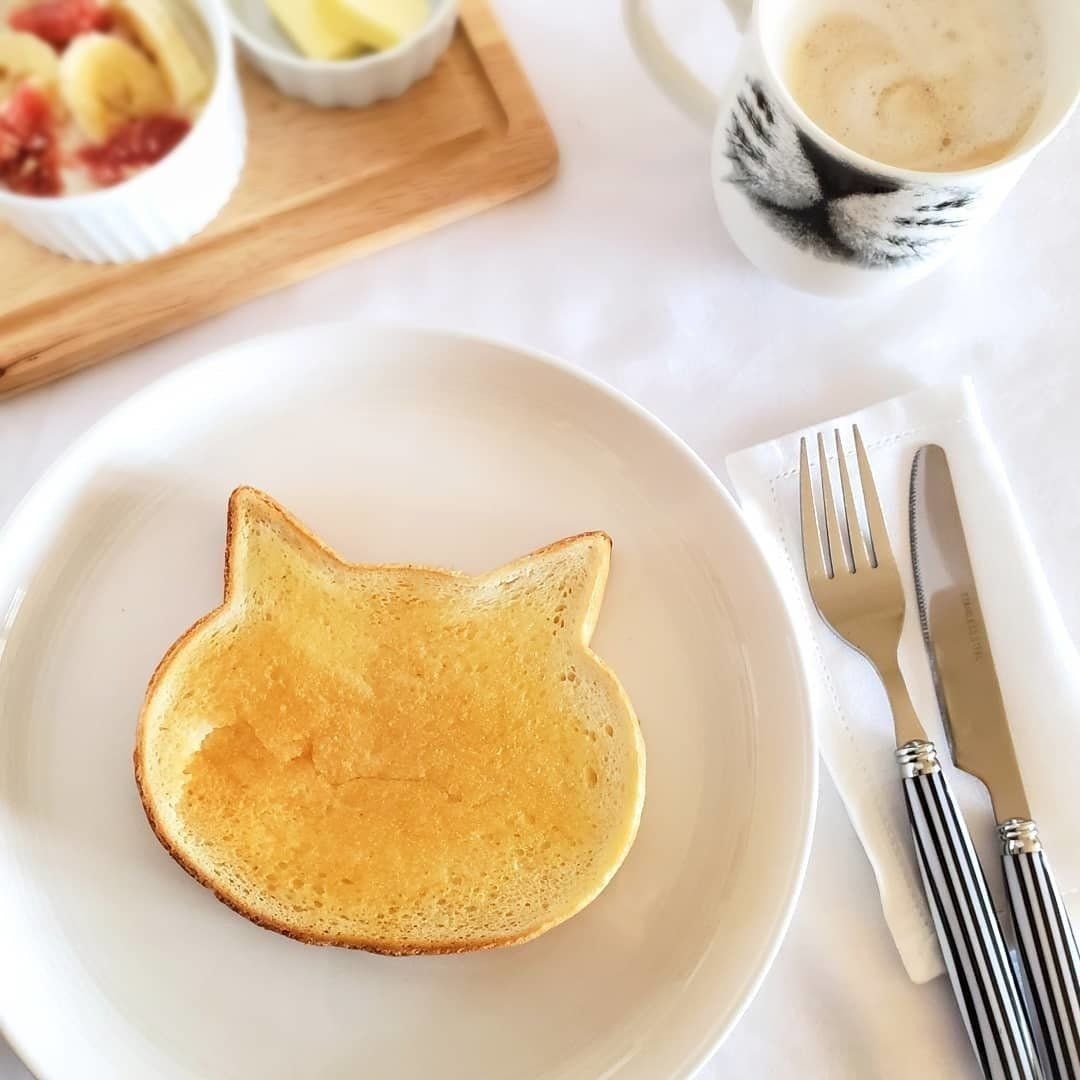 いろねこ食パントースト