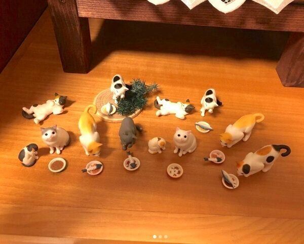 カプセルトイ「きまぐれ猫ごはん」