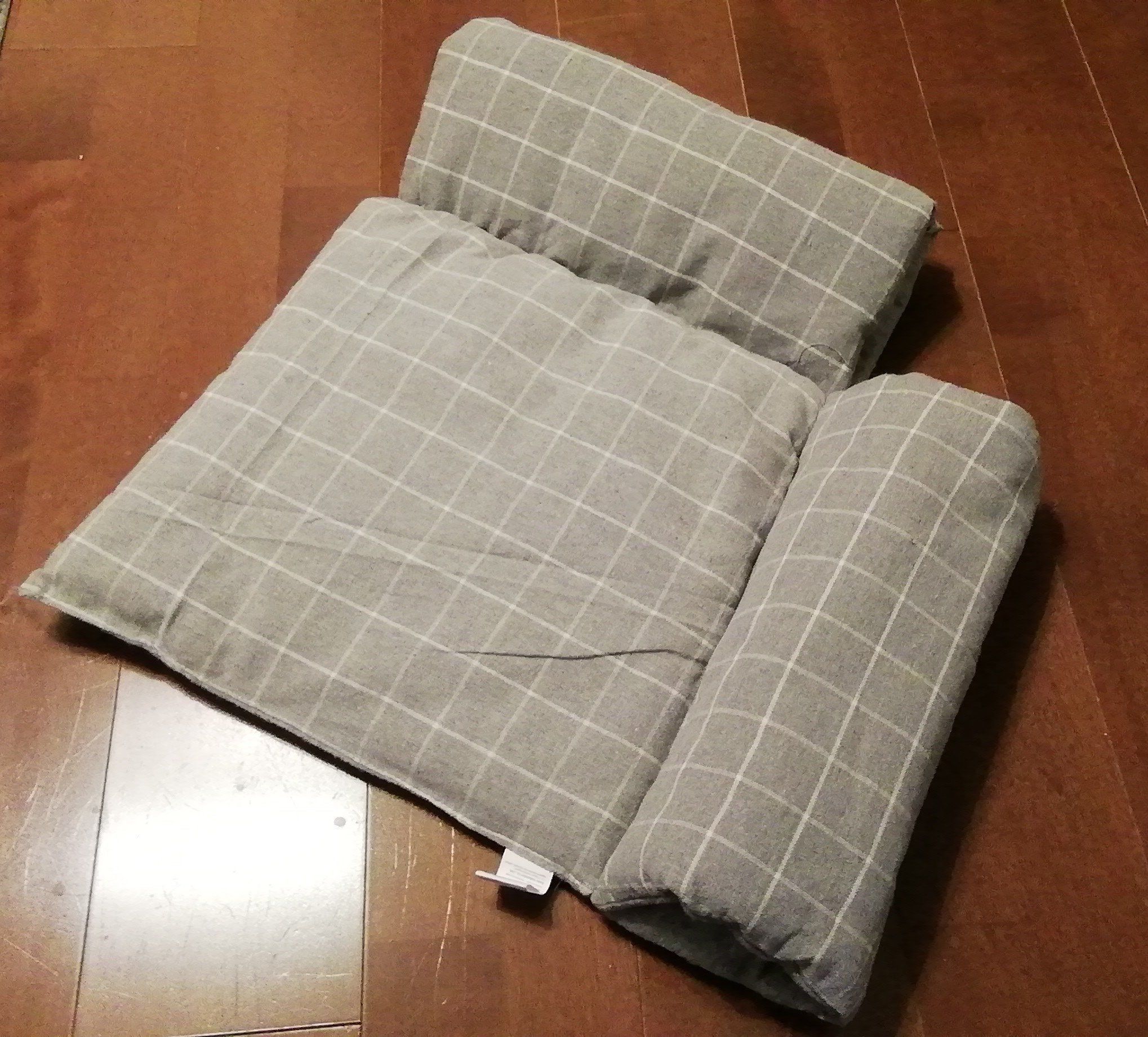 猫ベッドの側面