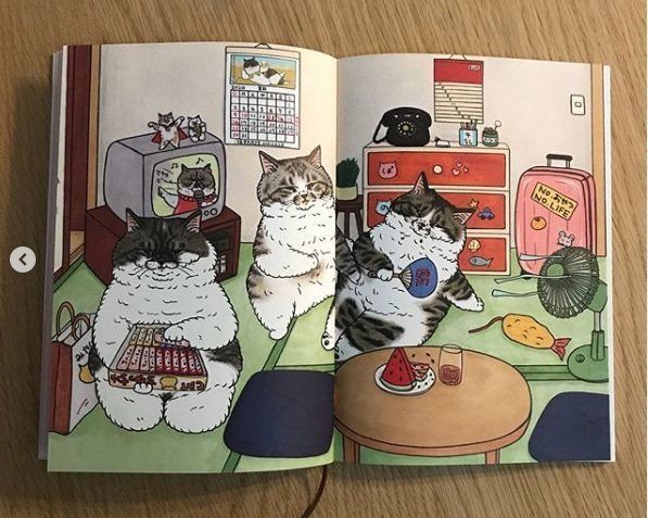 世にも不思議な猫世界