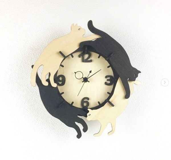 猫モチーフの木製インテリア作品