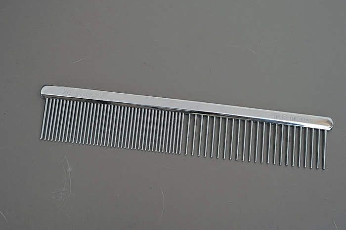 金属コーム