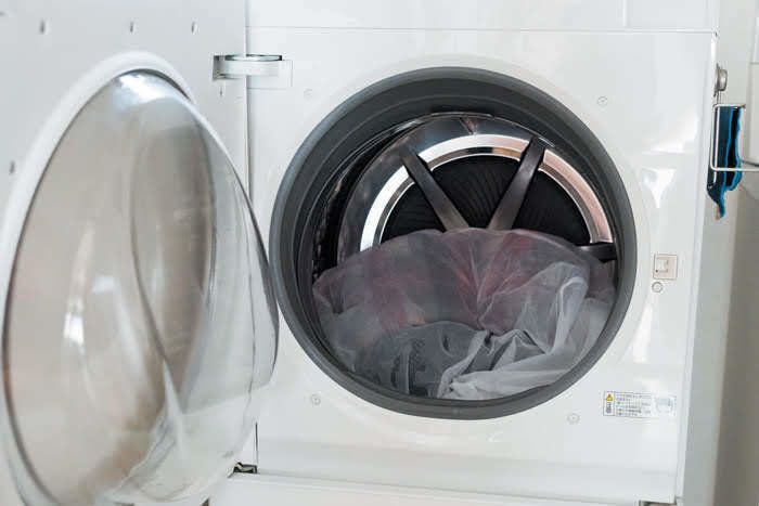 猫ベッドを洗濯機で脱水する