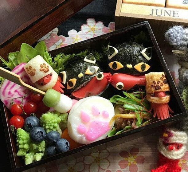 にゃんかま　躍動感のあるキャラ弁