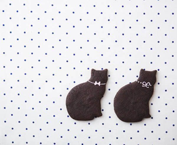 petit bisuo 芦屋　ブラックアイシングクッキー（猫）