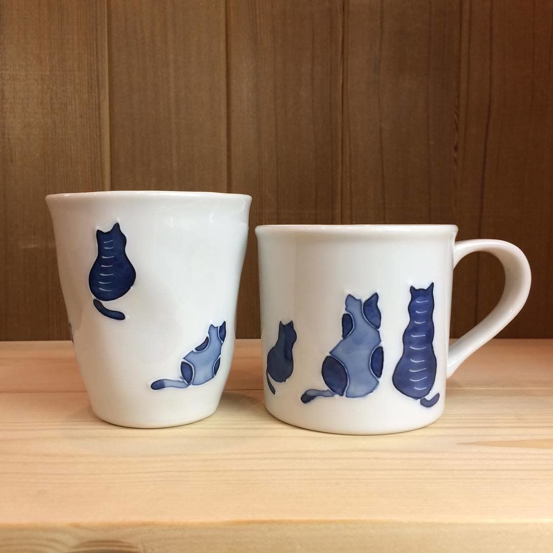 猫の後ろ姿のフリーカップ・マグカップ