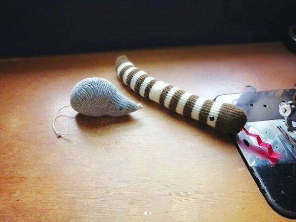 手作りの猫用おもちゃ